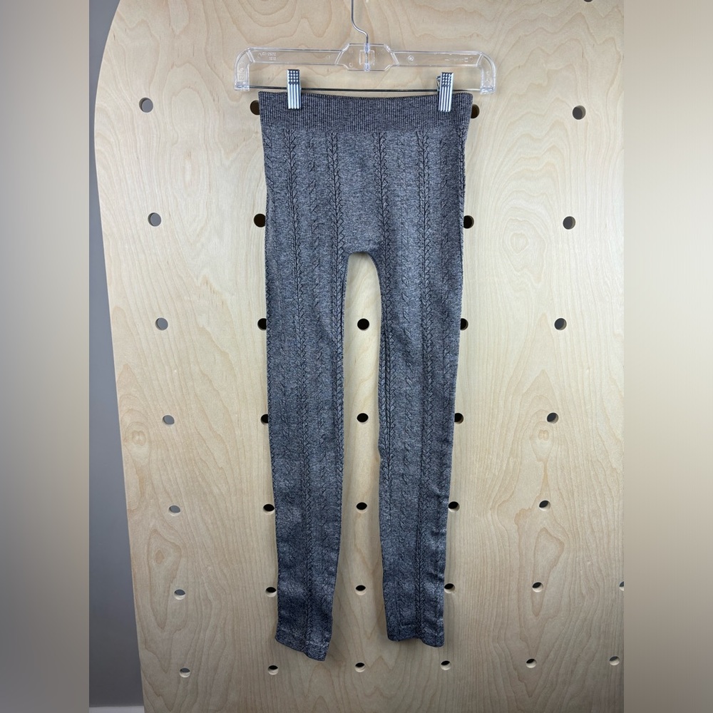 Nikibiki Charcoal Ribbed Cable Knit One Size Leggings Tignts